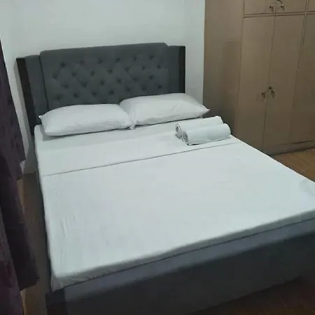 Hostel Sarah